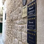 Berislavic Palace Τρογκίρ