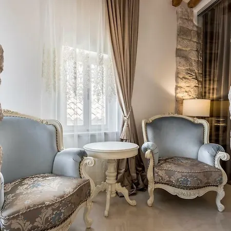 Berislavic Palace アパート トロギール