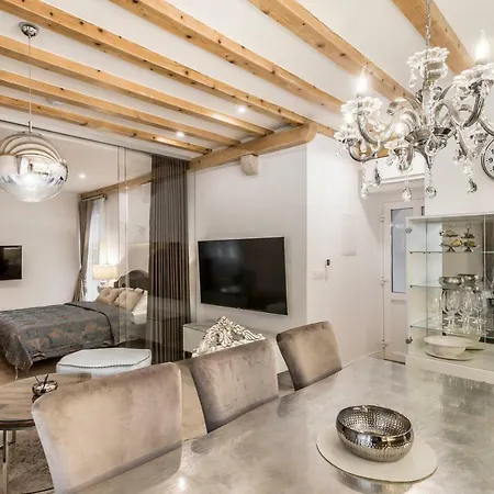 Apartamento Berislavic Palace *