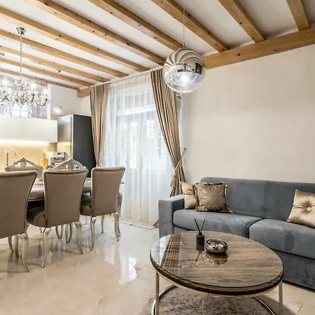 Berislavic Palace דירה טרוגיר