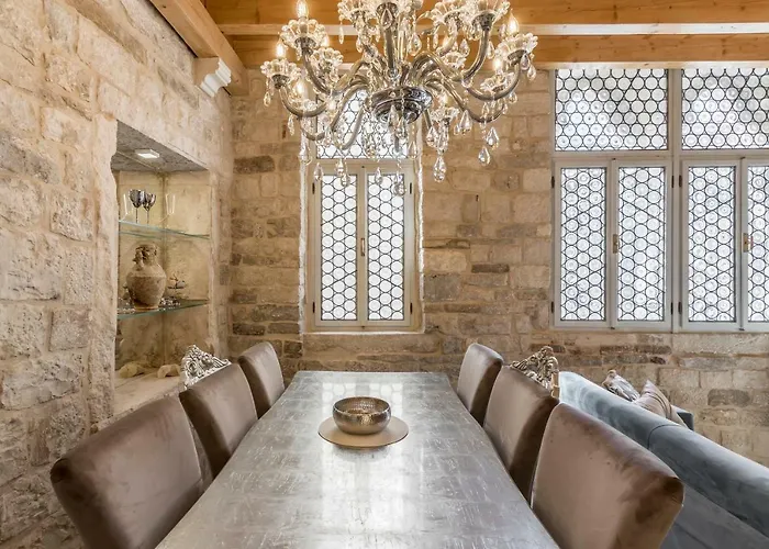 Berislavic Palace * Trogir