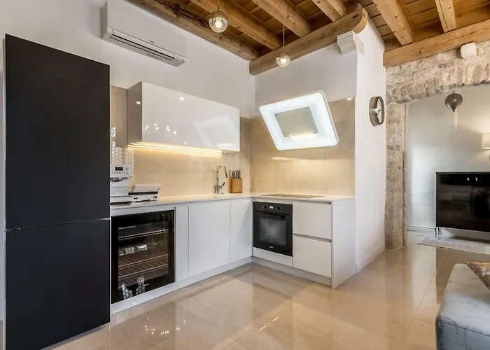 Berislavic Palace * Trogir