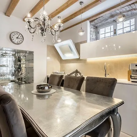 Berislavic Palace Apartment