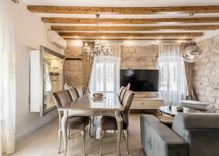 Berislavic Palace * Traù