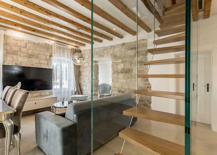 Berislavic Palace * Traù